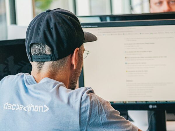 Photo DevOps continuous integration